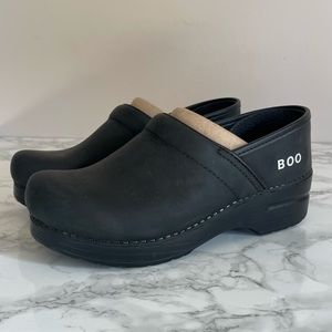 Black Women's Professional Clog